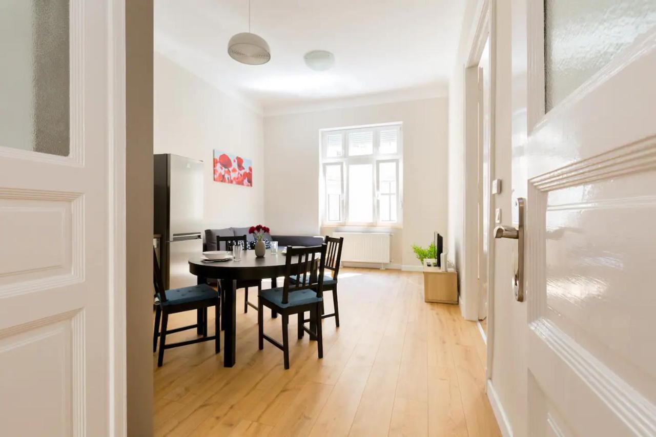 Kresz Geza 29 Westend Station 2 Bedrooms+Living Ac Budapeşte Dış mekan fotoğraf