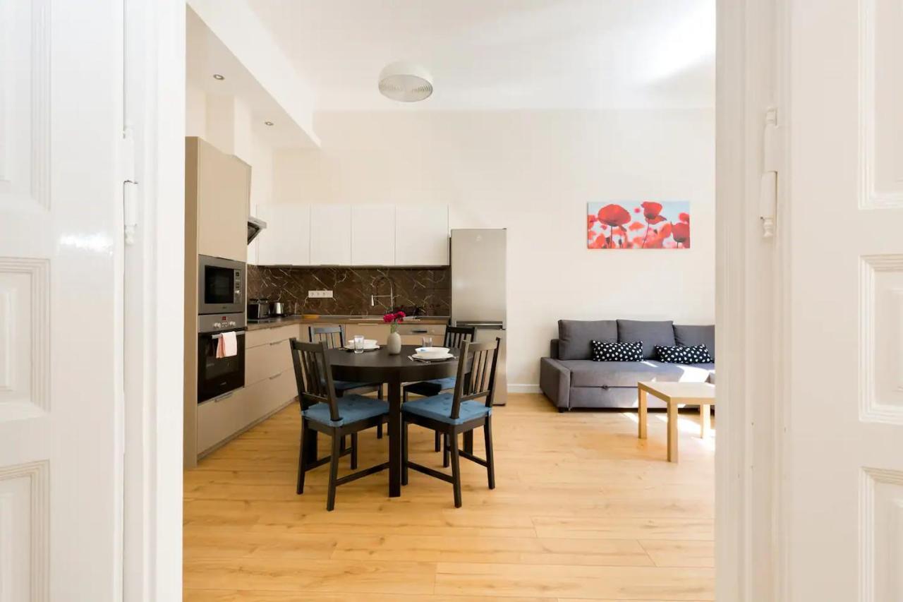 Kresz Geza 29 Westend Station 2 Bedrooms+Living Ac Budapeşte Dış mekan fotoğraf