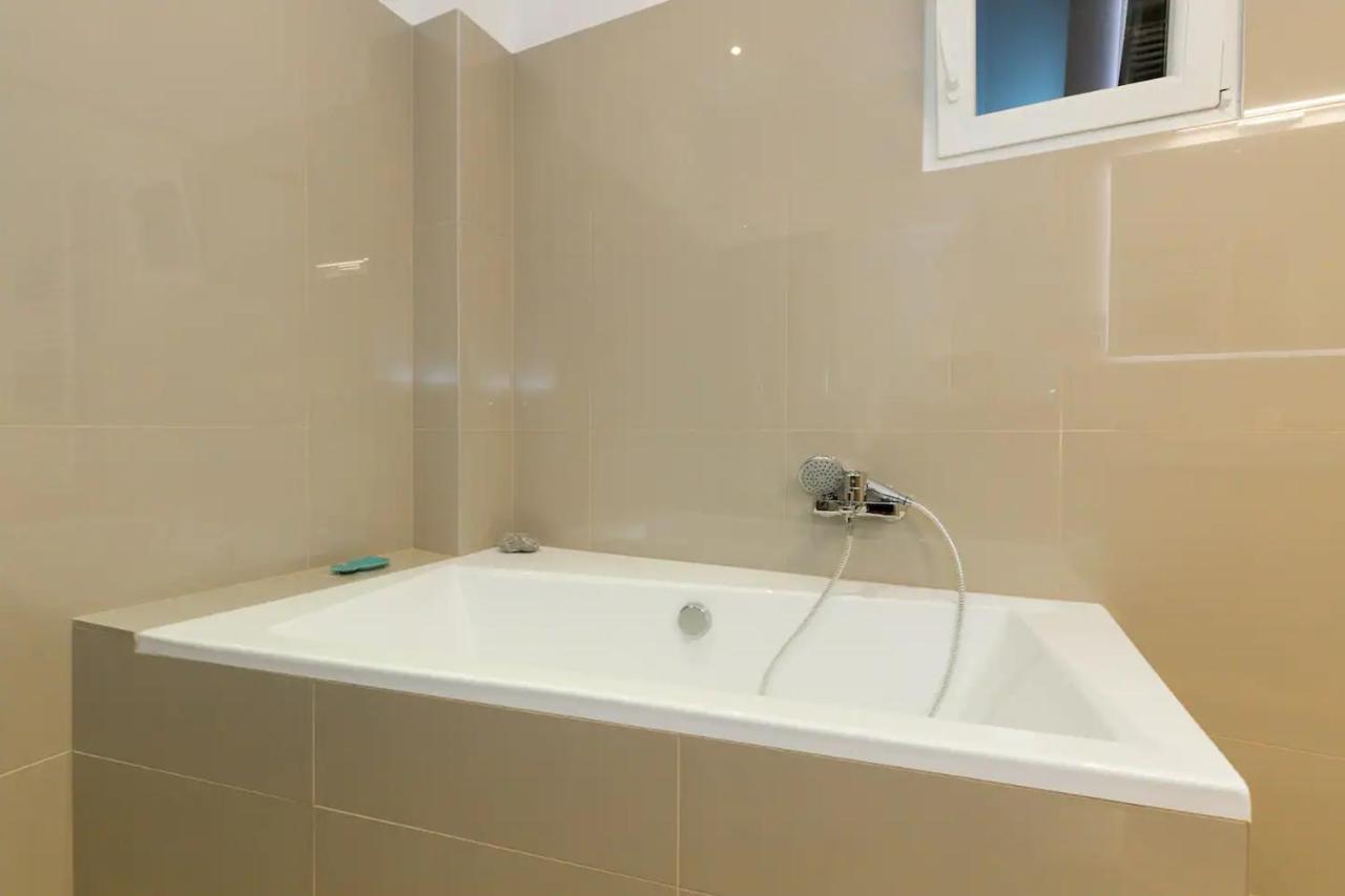 Kresz Geza 29 Westend Station 2 Bedrooms+Living Ac Budapeşte Dış mekan fotoğraf